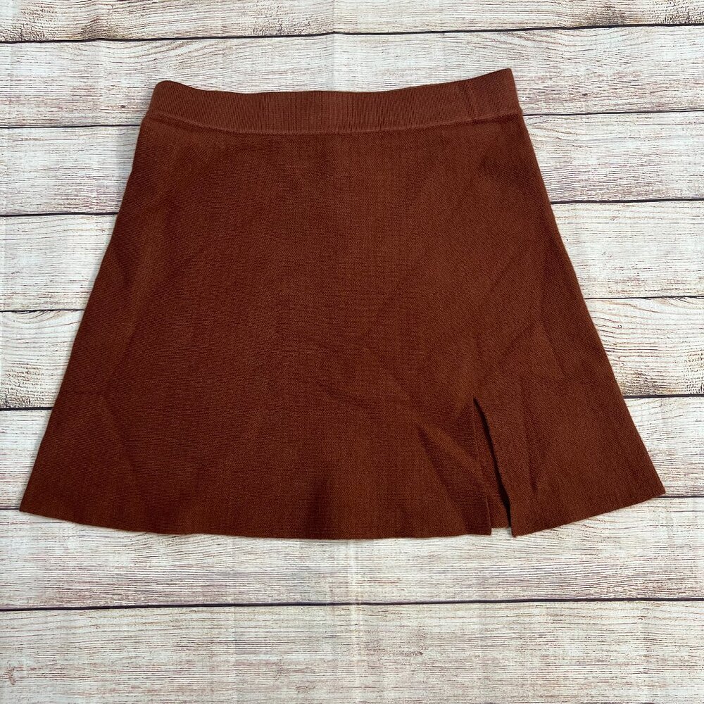 NWT Mable Women's‎ Medium Brown Rust Knit Mini Skirt A-Line Flowy Pleated